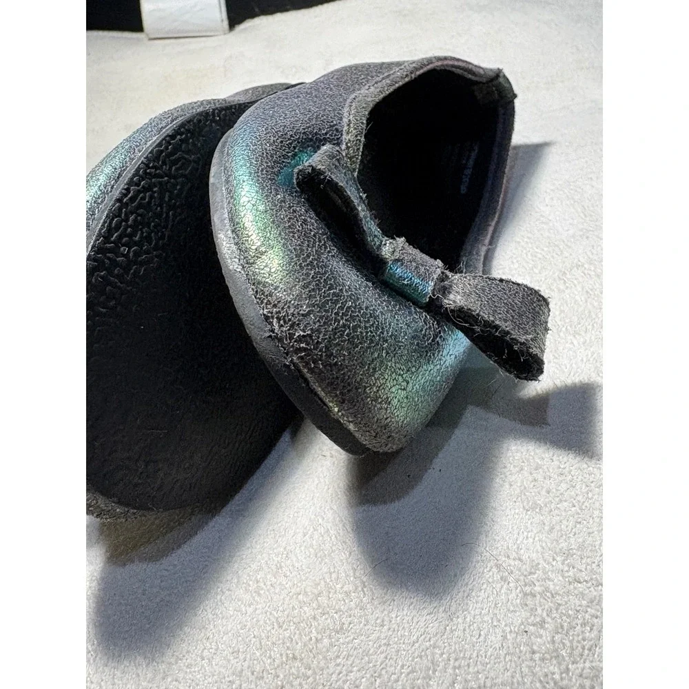 H&G Girls Tiffany Iridescent Metallic Bow Ballet Flats Size 12M Oil Slick Multi